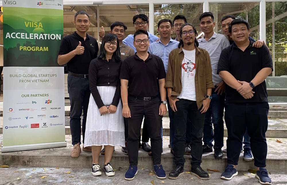 Các thành viên startup khoá 8