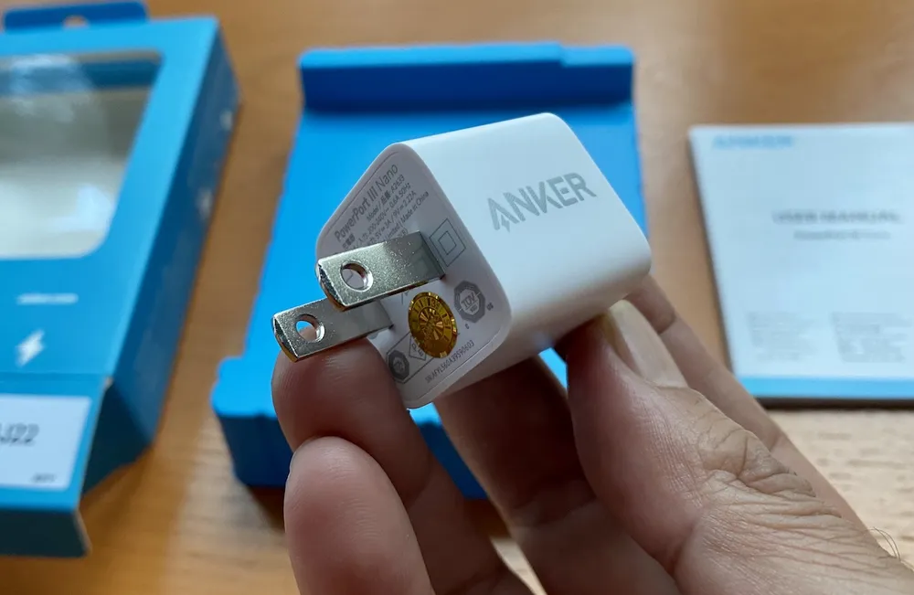 Củ sạc Powerport III Nano 20W: Đáng mua! ảnh 3 Củ sạc Powerport III Nano 20W: Đáng mua! ảnh 3