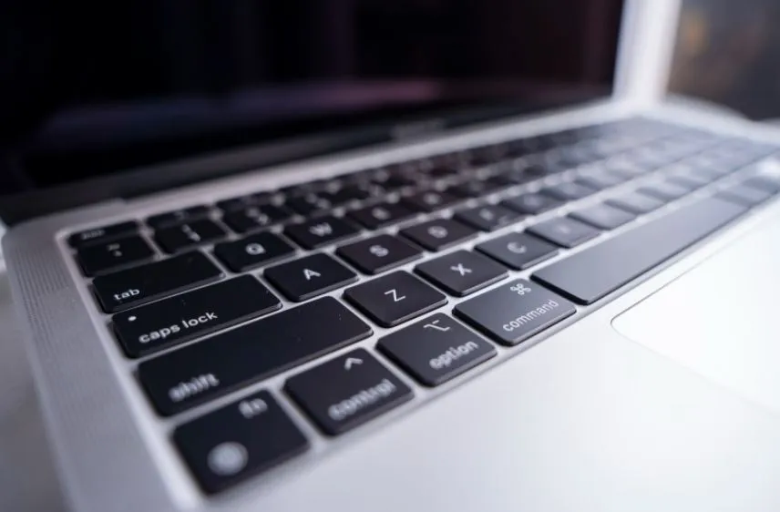 Di Động Việt bán Macbook M1 gần 28 triệu đồng ảnh 2