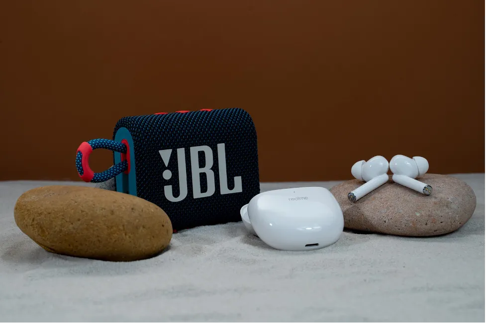 Realme Buds Air Pro chống ồn chủ động với giá gần 2,7 triệu đồng ảnh 3