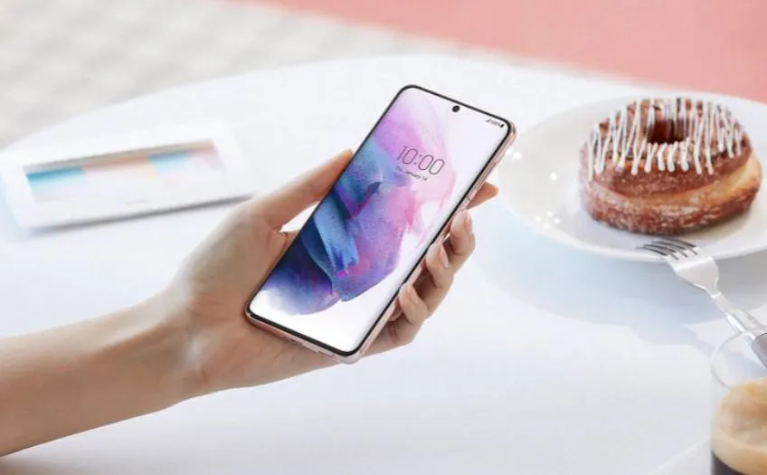 Nhà bán lẻ đem đến ưu đãi gì cho Galaxy S21 Plus 5G năm nay ảnh 1