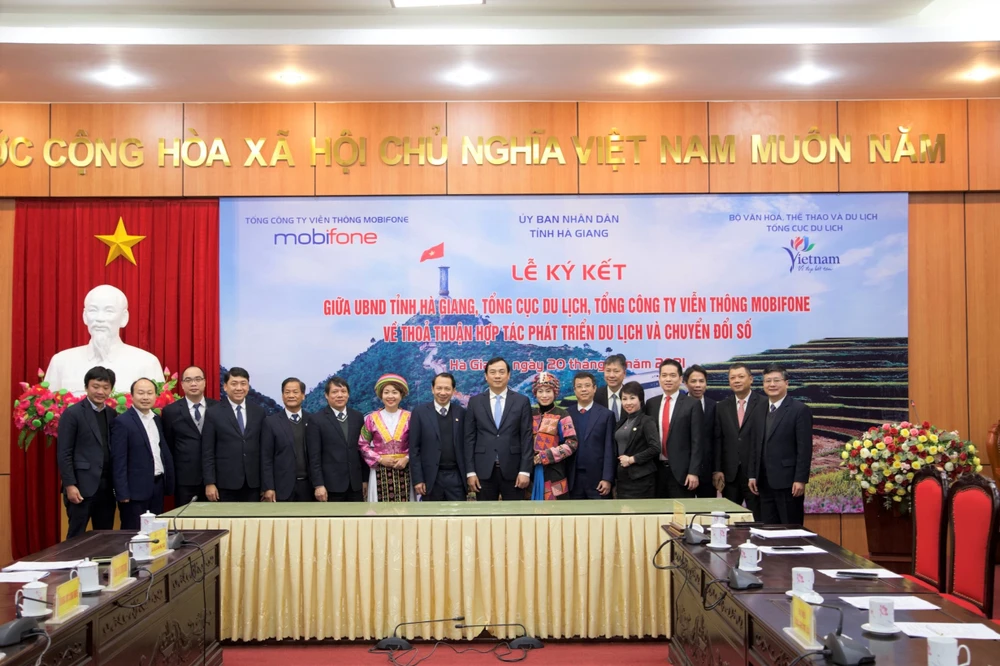 MobiFone, Tổng cục Du lịch Việt Nam và UBND tỉnh Hà Giang ký kết thỏa thuận hợp tác phát triển du lịch ảnh 1 MobiFone, Tổng cục Du lịch Việt Nam và UBND tỉnh Hà Giang ký kết thỏa thuận hợp tác phát triển du lịch ảnh 1