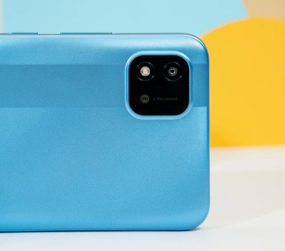 Realme C20 lên kệ với mức giá 2,69 triệu đồng ảnh 1