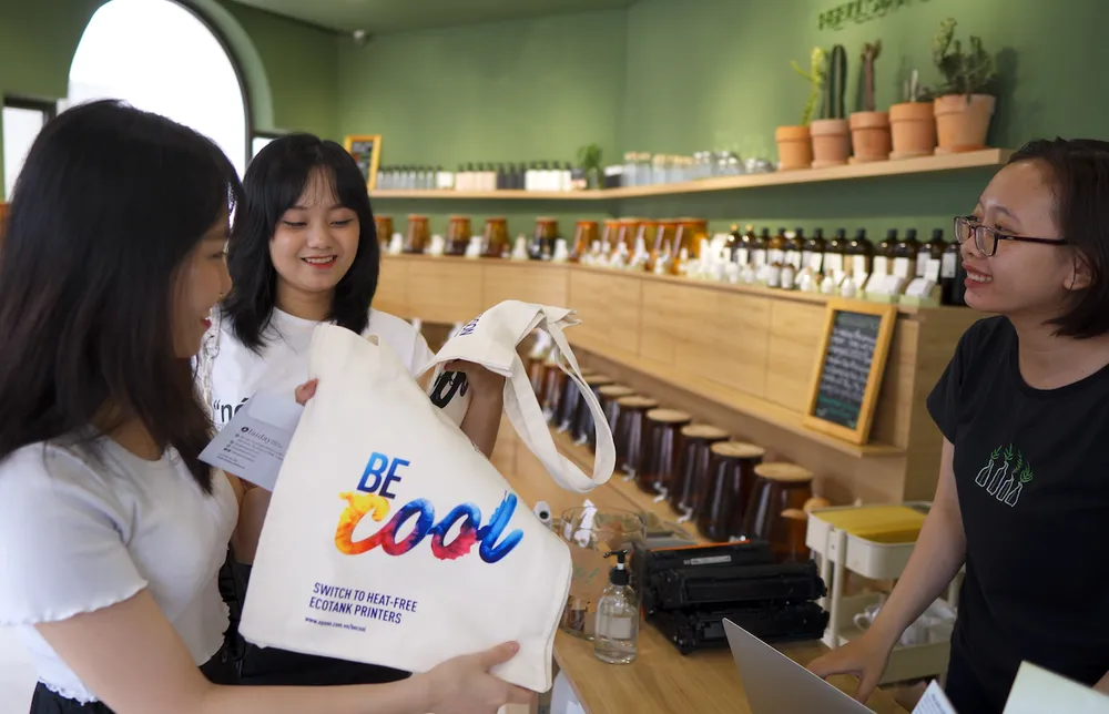 Epson Việt Nam thu hộp mực cũ, góp quỹ trồng cây xanh ảnh 1