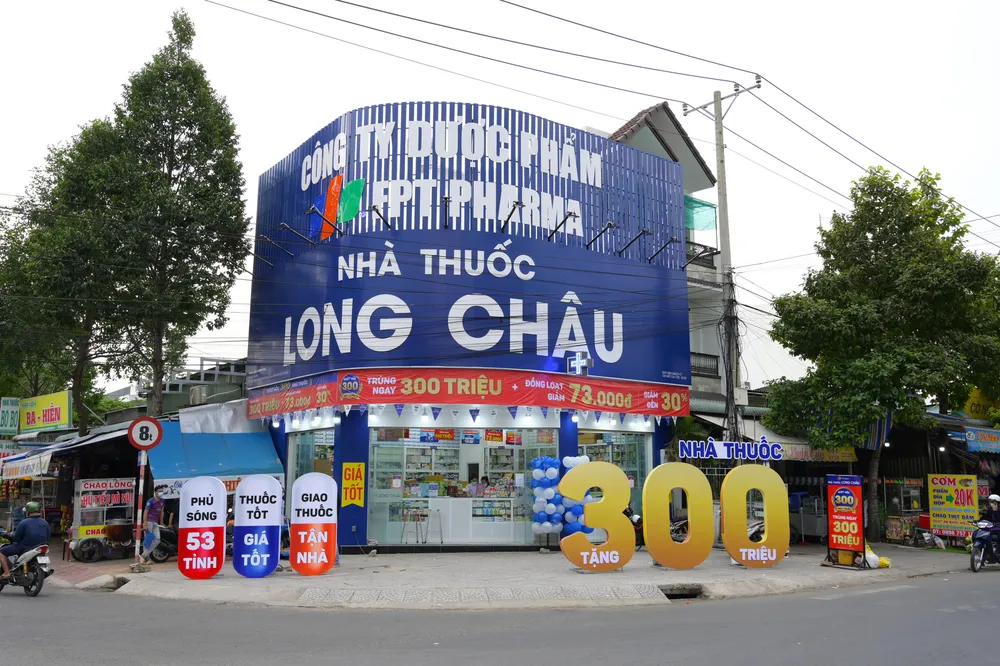Hệ thống nhà thuốc FPT Long Châu chạm mốc 300 nhà thuốc đạt chuẩn GPP