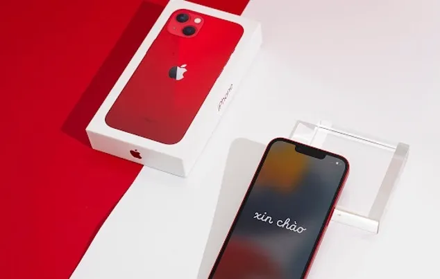 iPhone 13, 13 Pro bất ngờ “sập” giá vào đầu tháng 11 ảnh 1 iPhone 13, 13 Pro bất ngờ “sập” giá vào đầu tháng 11 ảnh 1