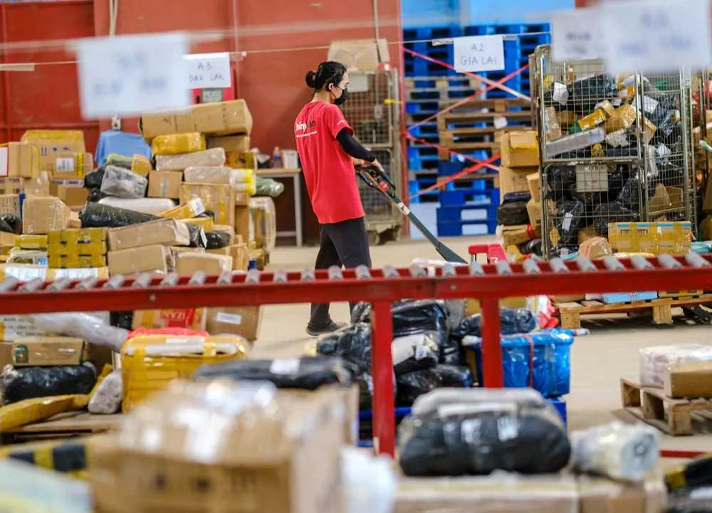 Ninja Van nỗ lực giao hàng hoá dịp cuối năm ảnh 1