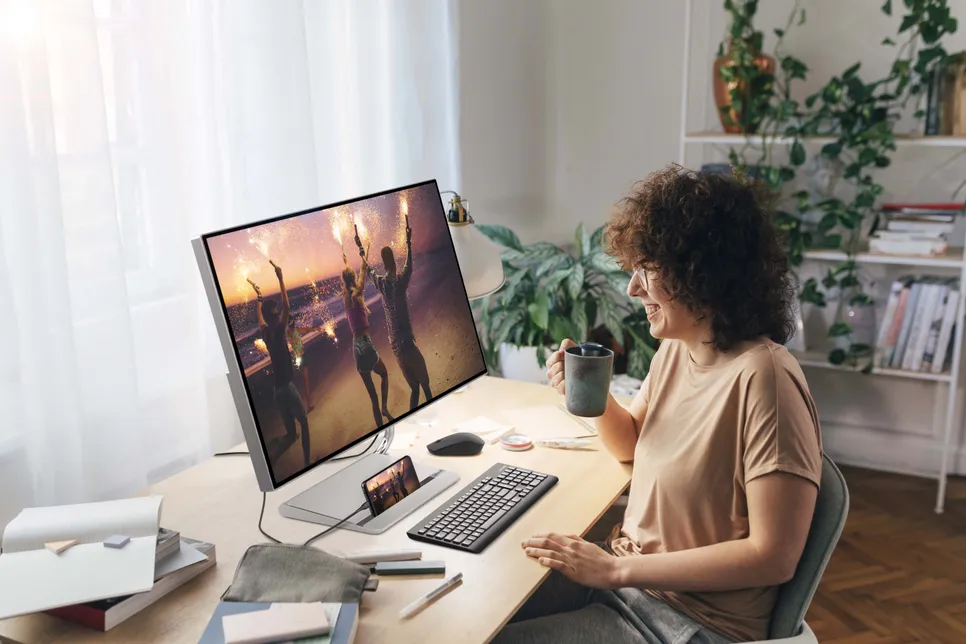 Lenovo mang đến nhiều trải nghiệm mới với loạt laptop Yoga  ảnh 8