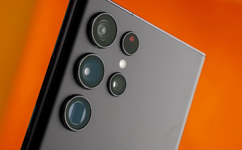 Lượng khách đặt trước Galaxy S22 series cao gấp 2 lần thế hệ trước  ảnh 1