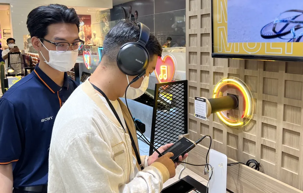 Sony Center có mặt tại Vạn Hạnh Mall ảnh 3