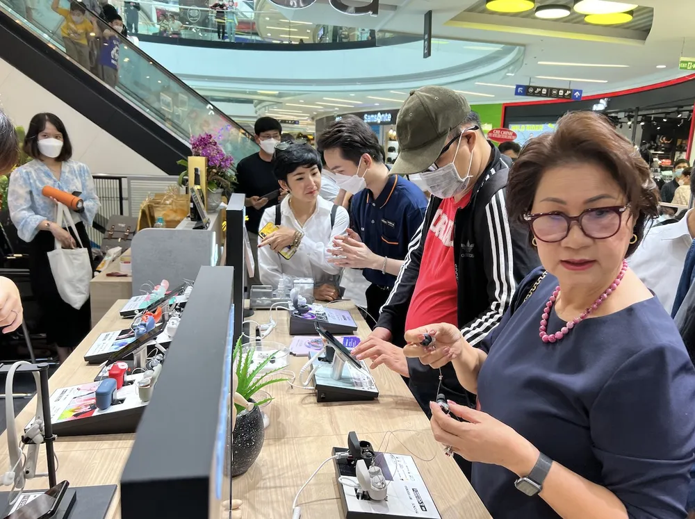 Sony Center có mặt tại Vạn Hạnh Mall ảnh 2