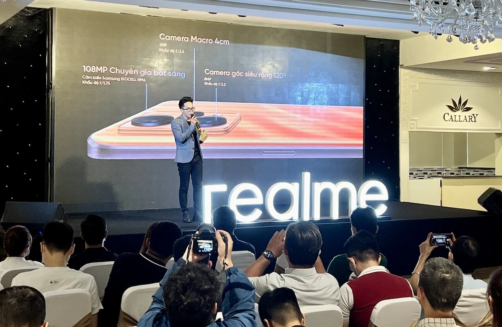 realme 9 vừa ra mắt tại TPHCM