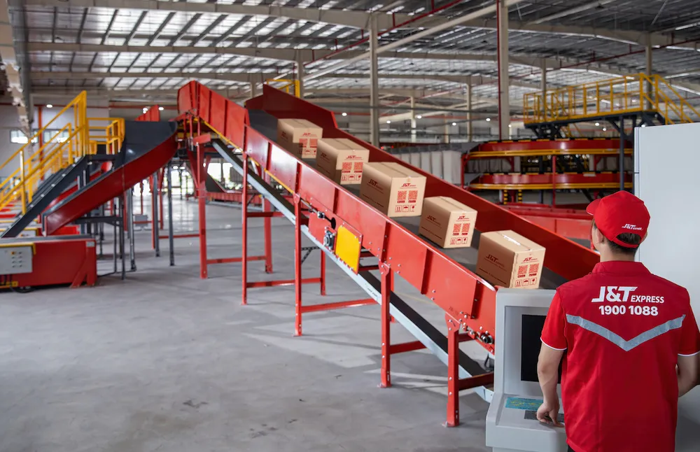 J&T Express đưa vào hoạt động trung tâm trung chuyển công suất xử lý hơn 3 ,6 triệu kiện hàng mỗi ngày ảnh 2 J&T Express đưa vào hoạt động trung tâm trung chuyển công suất xử lý hơn 3 ,6 triệu kiện hàng mỗi ngày ảnh 2