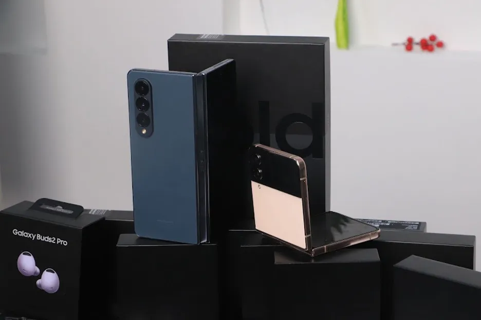 Đặt trước Galaxy Z Fold4, Z Flip4 nhận quà 9,5 triệu đồng  ​ ảnh 1