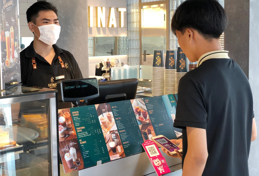 Ưu đãi lớn khi thanh toán, chuyển trả bằng mã QR của MoMo ảnh 2 Ưu đãi lớn khi thanh toán, chuyển trả bằng mã QR của MoMo ảnh 2
