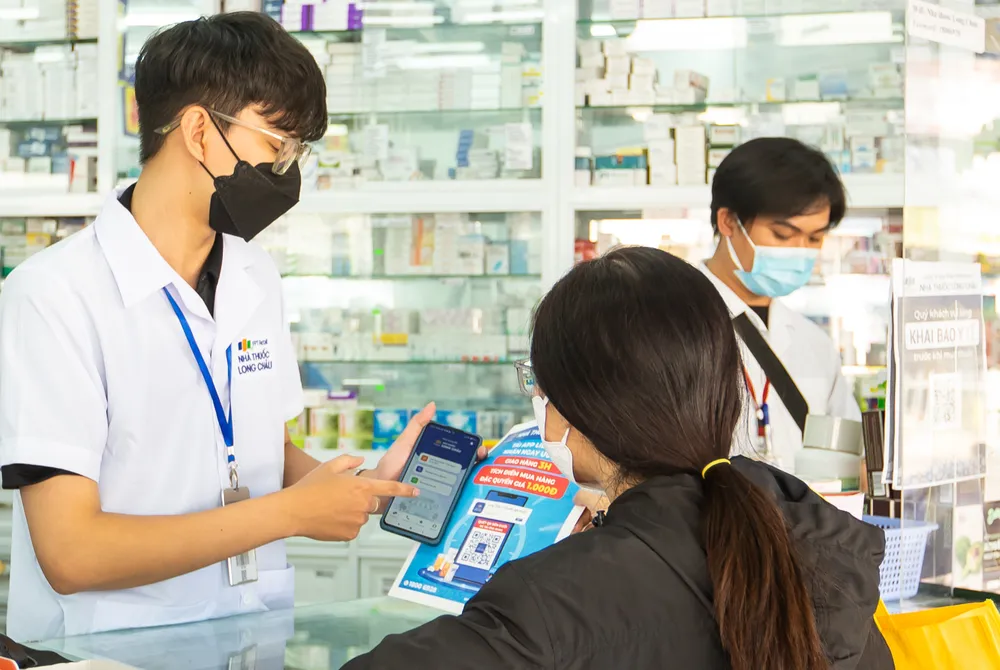 Hành trình Long Châu đạt mốc 1.000 nhà thuốc ảnh 2