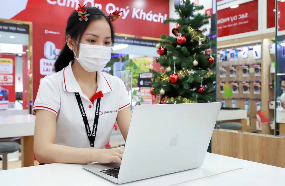 Đây là mẫu MacBook chính hãng rẻ nhất tại hệ thống Di Động Việt với giá bán chỉ còn 21,79 triệu đồng cho phiên bản 8GB|256GB. Model này đang được hỗ trợ song song hình thức trả góp 0% lãi suất với mức trả trước chỉ từ 2,179 triệu đồng Đây là mẫu MacBook chính hãng rẻ nhất tại hệ thống Di Động Việt với giá bán chỉ còn 21,79 triệu đồng cho phiên bản 8GB|256GB. Model này đang được hỗ trợ song song hình thức trả góp 0% lãi suất với mức trả trước chỉ từ 2,179 triệu đồng