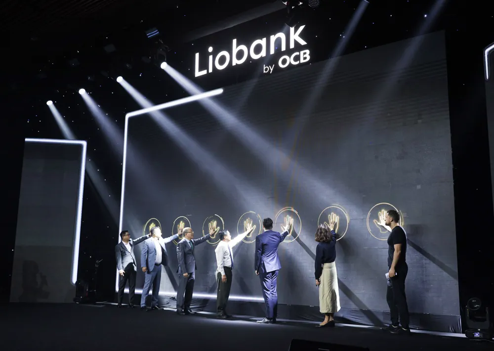 Đại diện NHNN và Lãnh đạo OCB thực hiện nghi thức kích hoạt Liobank