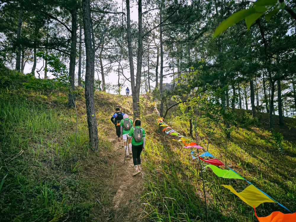 Đến con dốc này, ai ai cũng nói "đáng ghét" nhưng rồi đều phải cố lê từng bước chân để vượt qua và về đích Đến con dốc này, ai ai cũng nói "đáng ghét" nhưng rồi đều phải cố lê từng bước chân để vượt qua và về đích