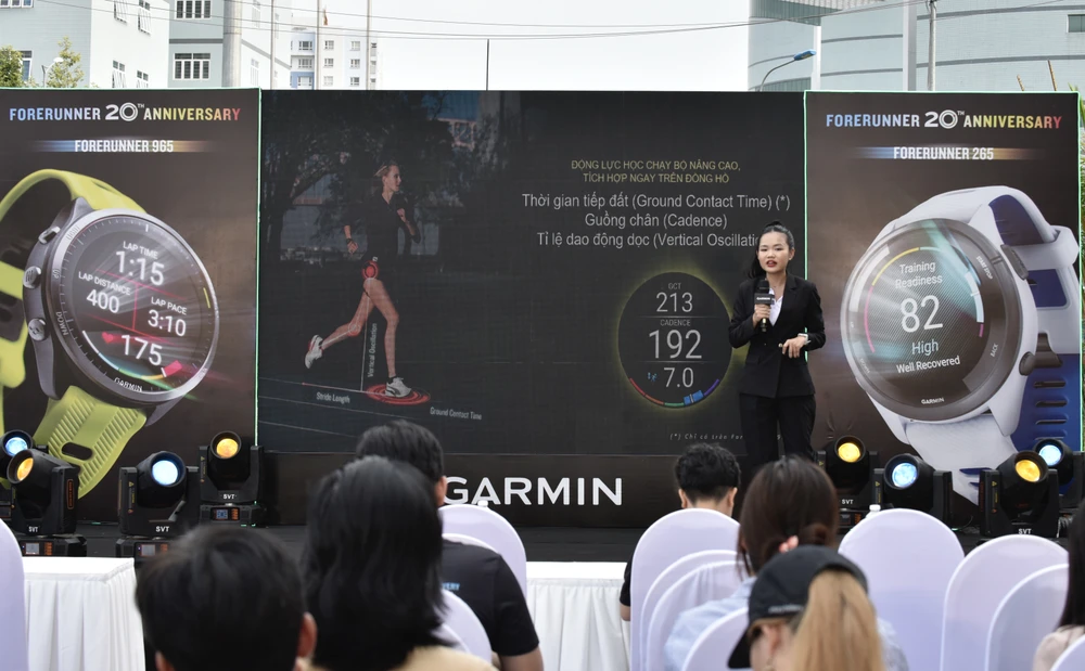 Đại diện Garmin Việt Nam giới thiệu Forerunner 265 và Forerunner 965