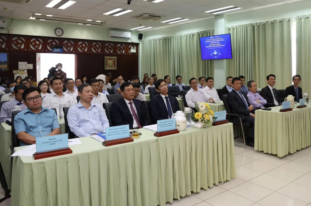 Các đại biểu dự lễ ký kết hợp tác Các đại biểu dự lễ ký kết hợp tác