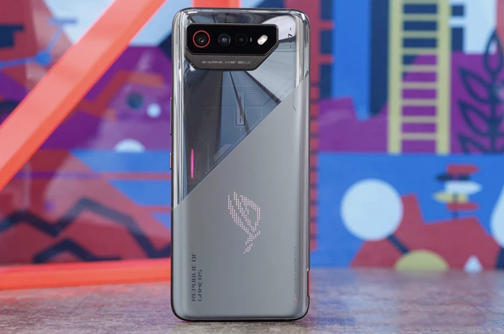 Asus ROG Phone 7 