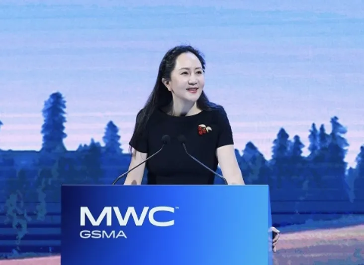 Bà Mạnh Vãn Chu phát biểu tại MWC Bà Mạnh Vãn Chu phát biểu tại MWC