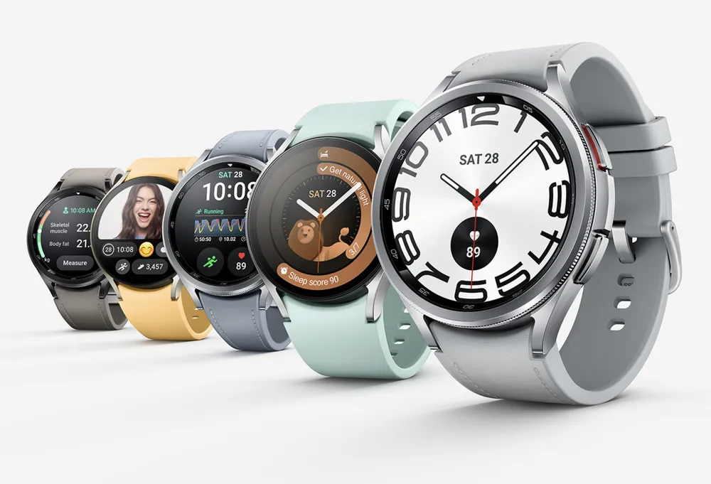 Huấn luyện viên giấc ngủ (Sleep Coaching) nâng cao hỗ trợ người dùng biến những phân tích chuyên sâu về giấc ngủ thành hành động thông qua chỉ dẫn, mẹo và những lời nhắc được tùy biến theo từng cá nhân và có thể truy cập dễ dàng ngay từ trên tay đeo đồng hồ và điện thoại thông minh đã kết nối. Điều này giúp người dùng linh động hơn khi sử dụng thiết bị của Samsung.