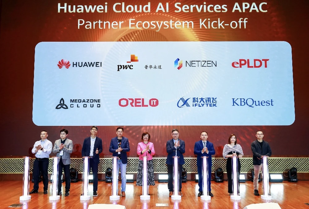 Huawei Cloud ra mắt Hệ sinh thái đối tác Dịch vụ AI tại khu vực APAC