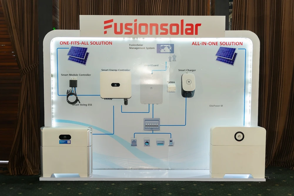 Giải pháp thế hệ mới nhất của Huawei FusionSolar chuyên về điện thông minh