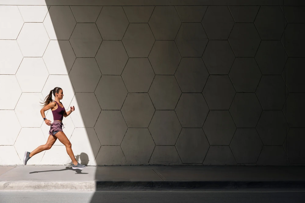 vívoactive6-lifestyle-05.jpg