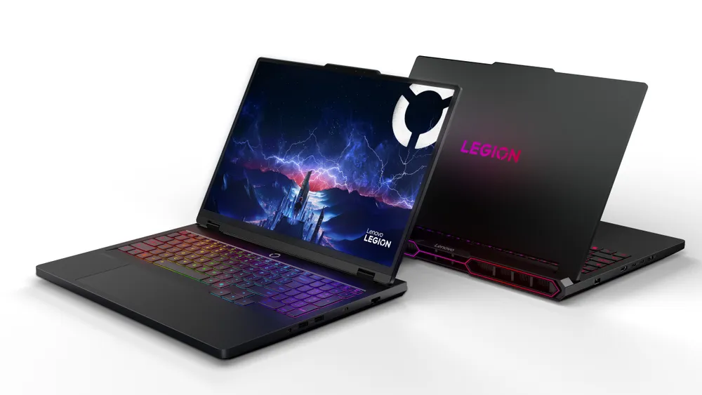 01_Legion_Pro_7i_10_Pro_Family.jpeg