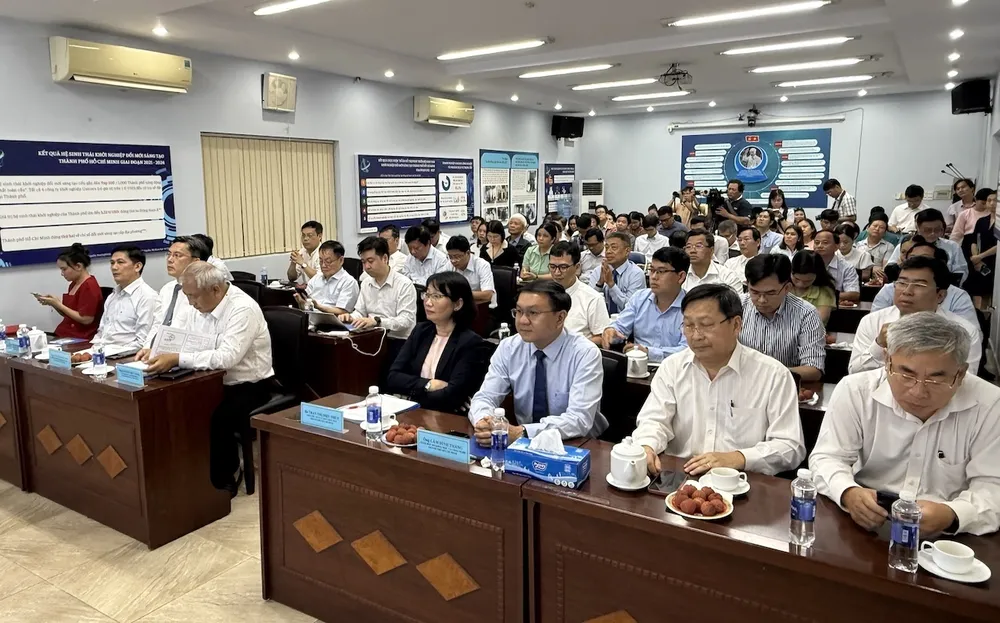 Các đại biểu tại hội nghị IMG_2326.JPG