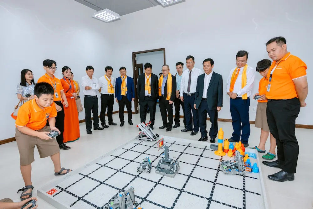 Một phòng học trong Tổ hợp DUM_2378.jpeg