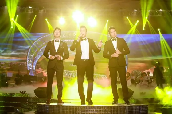 Dàn Sao Mai 20 năm hội tụ ảnh 4