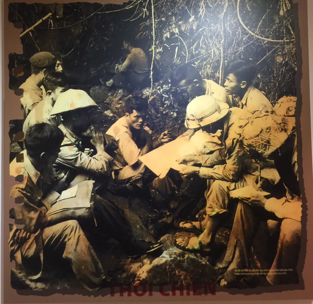 Sức mạnh nhiệm màu của những lá thư thời chiến ảnh 3