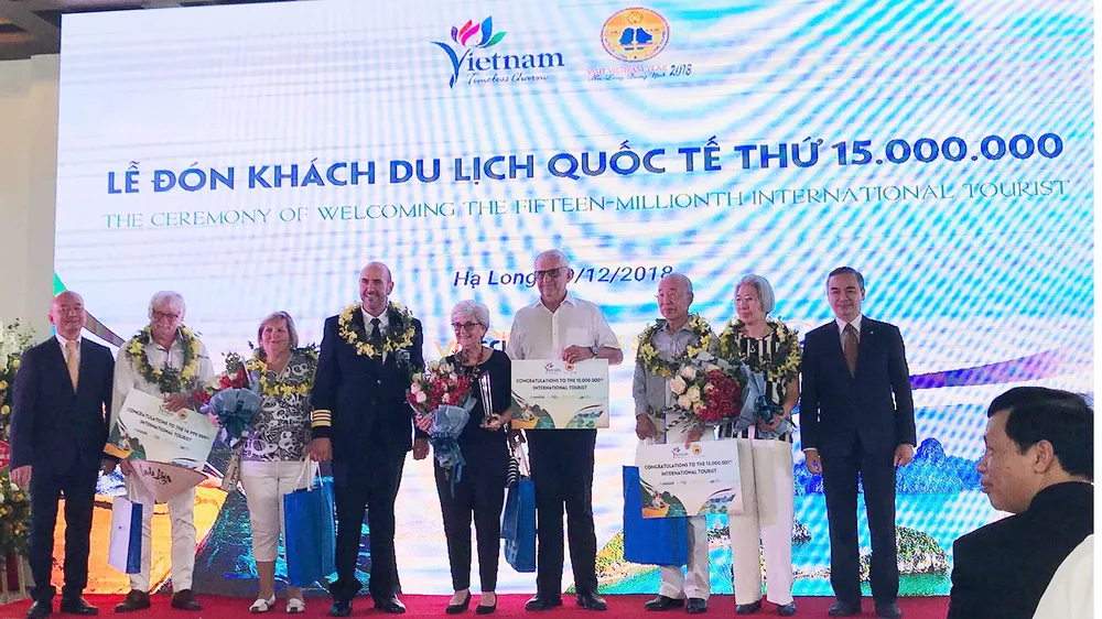 Du lịch Việt Nam đón vị khách thứ 15 triệu là người quốc tịch Mỹ