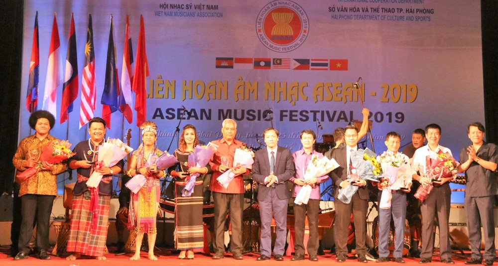 Lễ bế mạc Liên hoan âm nhạc ASEAN 2019