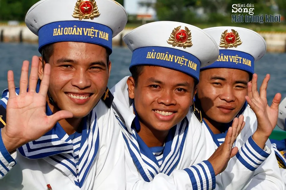 Ra mắt Tủ sách biển đảo quê hương ảnh 3