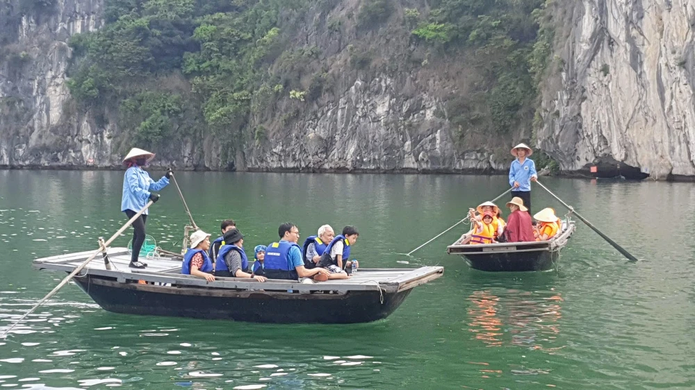 Tổng cục Du lịch yêu cầu địa phương lập đường dây nóng trả lời, giải quyết khiếu kiện của du khách