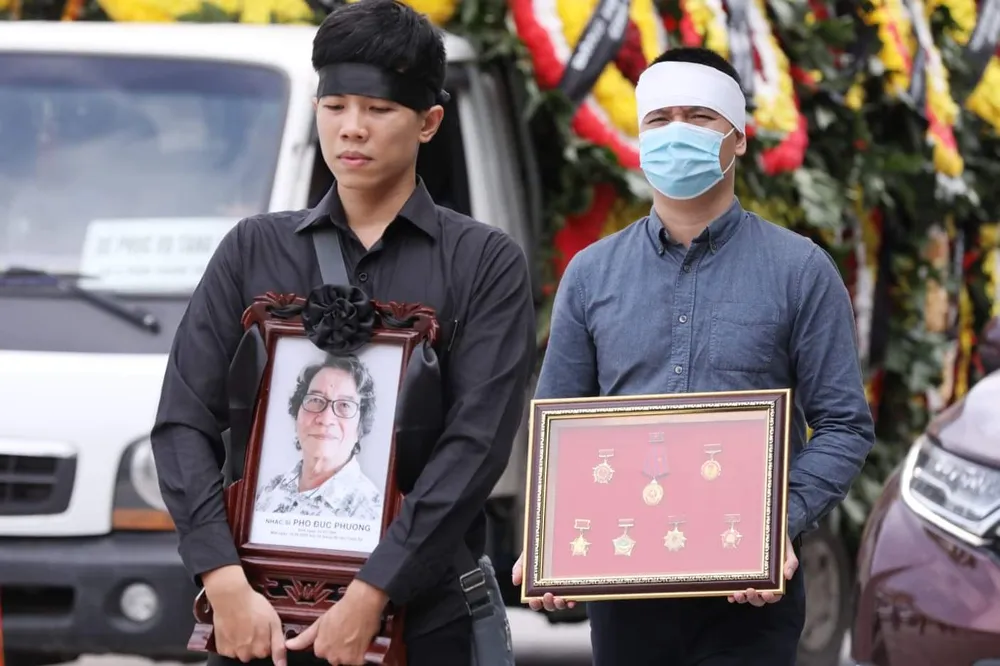 Nghẹn ngào đưa tiễn nhạc sĩ Phó Đức Phương về với đỉnh Phù vân mây trắng ảnh 4