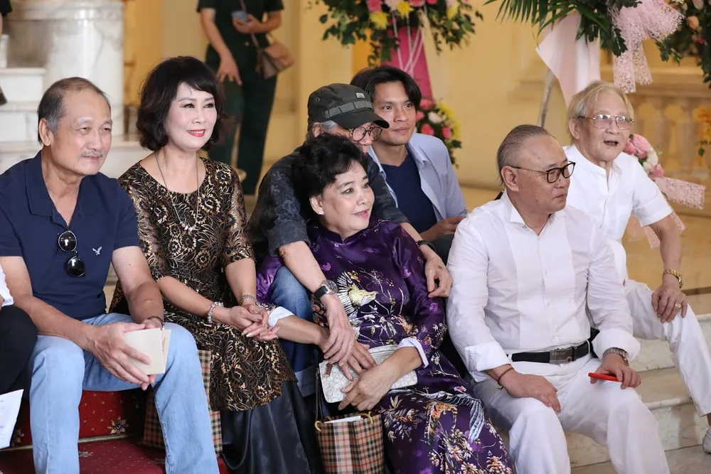 Đông đảo nghệ sĩ tham dự Giỗ Tổ sân khấu ảnh 3