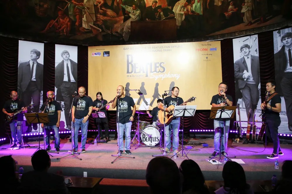 Không gian âm nhạc đầy ngẫu hứng với The Beatles huyền thoại ảnh 4