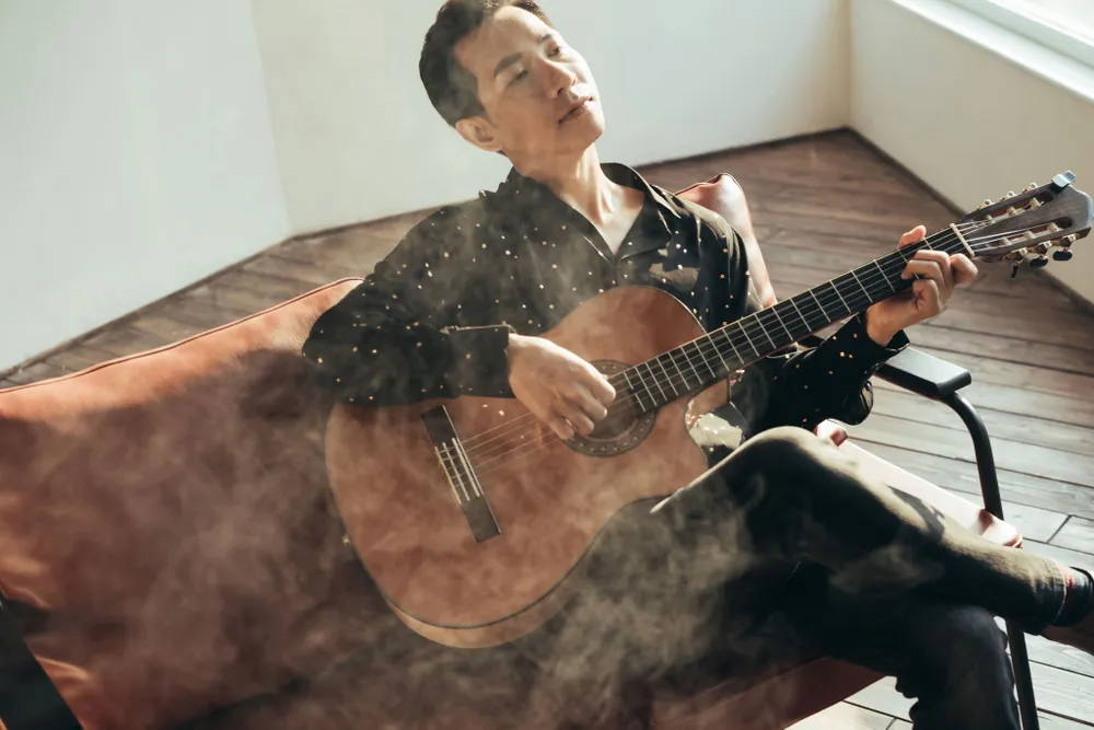 Quán quân Sao mai Lê Anh Dũng đưa chất thính phòng vào nhạc tình của Đức Huy ảnh 2