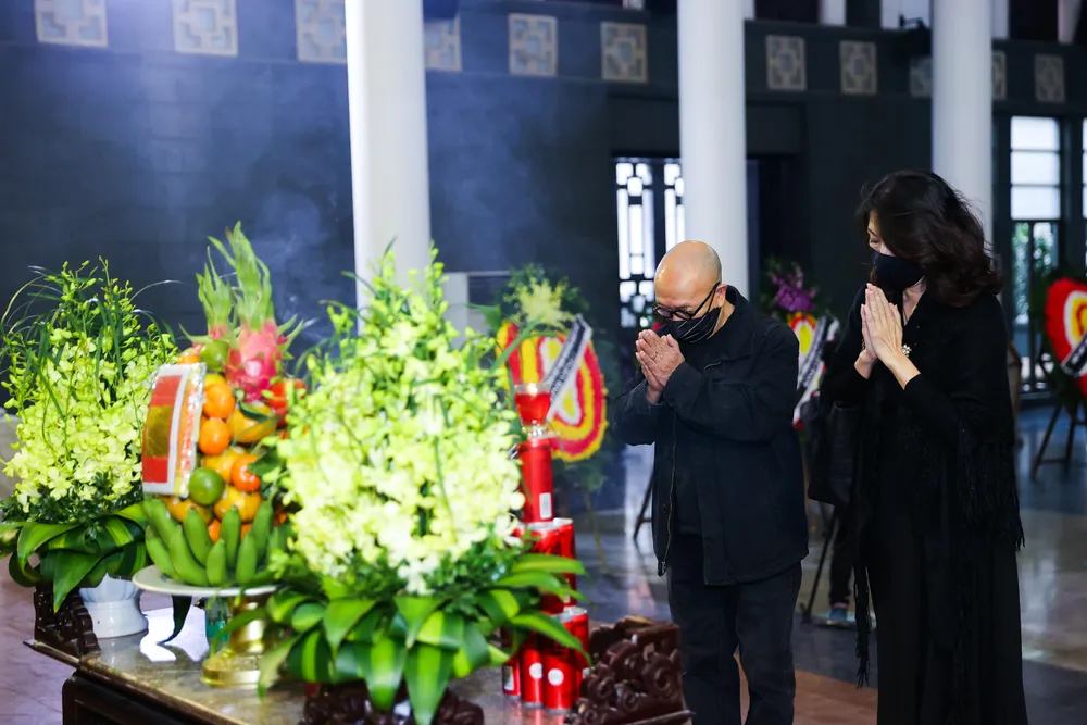 Xúc động tiễn đưa nhạc sĩ Phú Quang  ảnh 2