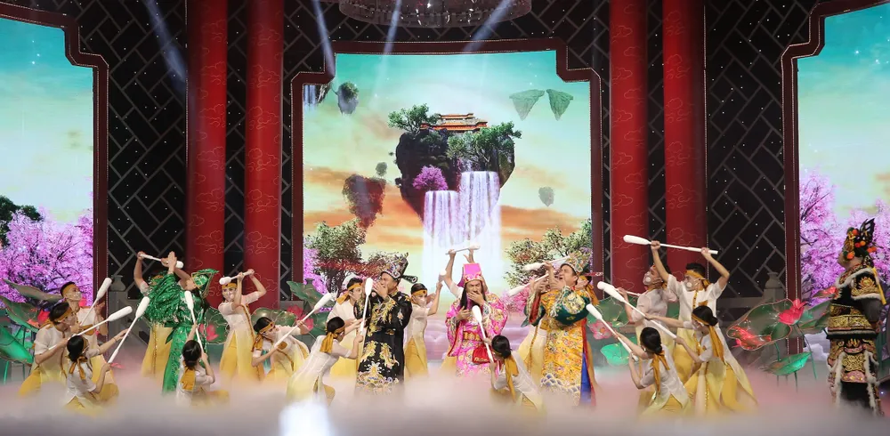 Táo quân 2022: Táo Y tế gây sốc với vũ điệu ngoáy mũi ảnh 2 Táo quân 2022: Táo Y tế gây sốc với vũ điệu ngoáy mũi ảnh 2