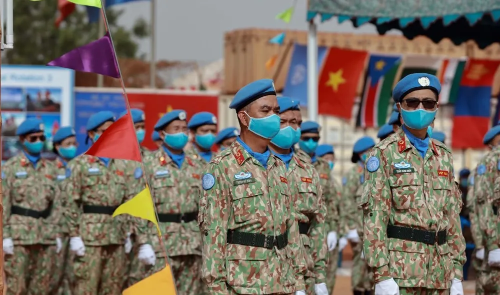 Bệnh viện Dã chiến 2.3 được trao tặng Huy chương Vì sự nghiệp gìn giữ hòa bình ảnh 2