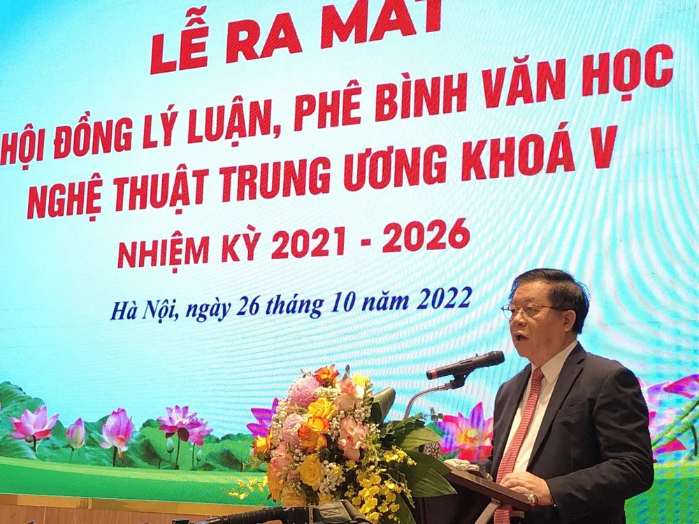 Ra mắt Hội đồng Lý luận phê bình văn học nghệ thuật Trung ương khóa V  ảnh 2