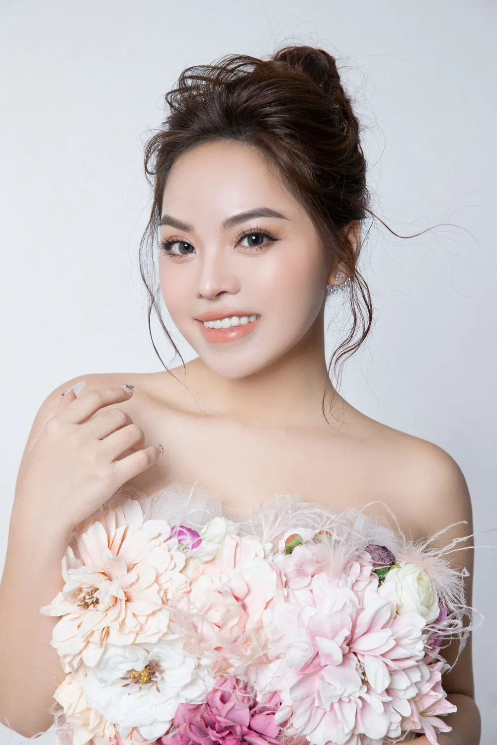 Một Phú Quang rất khác qua “Nỗi nhớ mùa đông” phiên bản Mai Diệu Ly ảnh 4