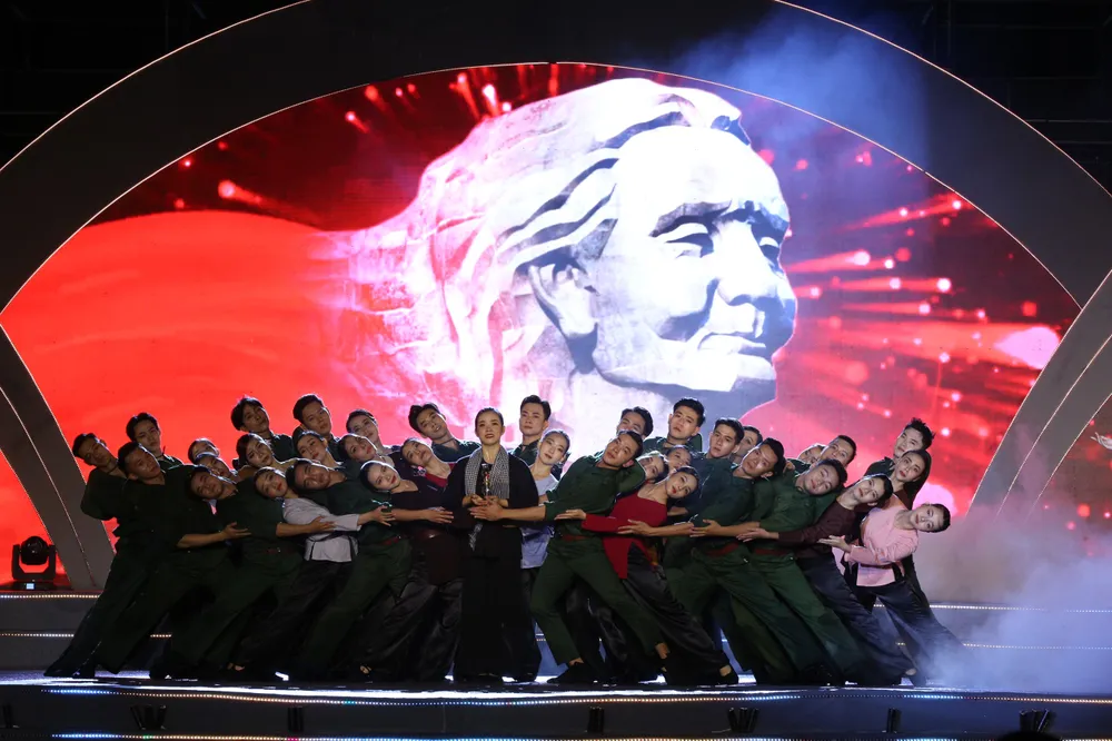 Chương trình nghệ thuật tại Nghĩa trang Hàng Dương, Côn Đảo Chương trình nghệ thuật tại Nghĩa trang Hàng Dương, Côn Đảo